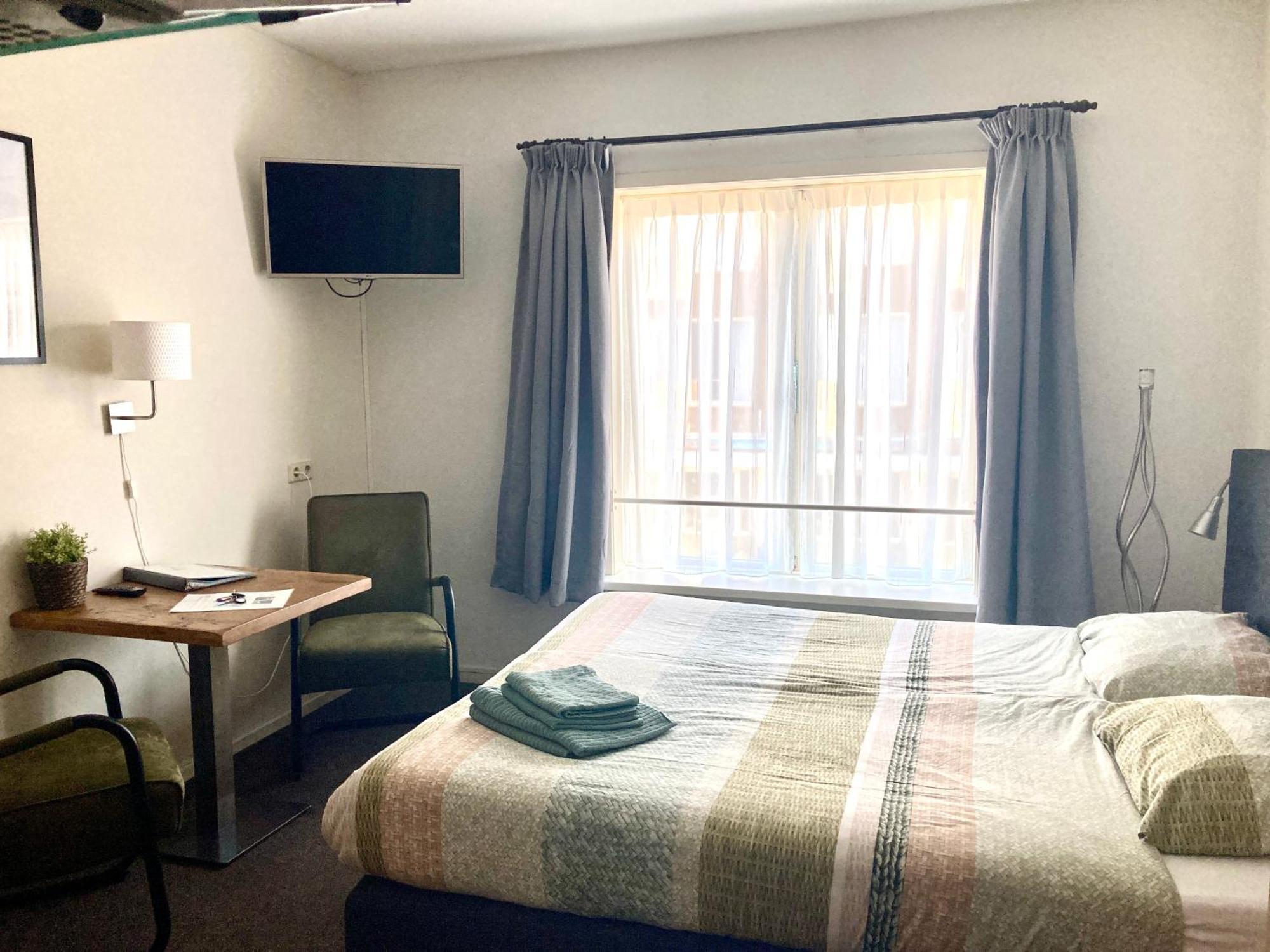 كاتفايك أن زي Nicolette Apartments الغرفة الصورة
