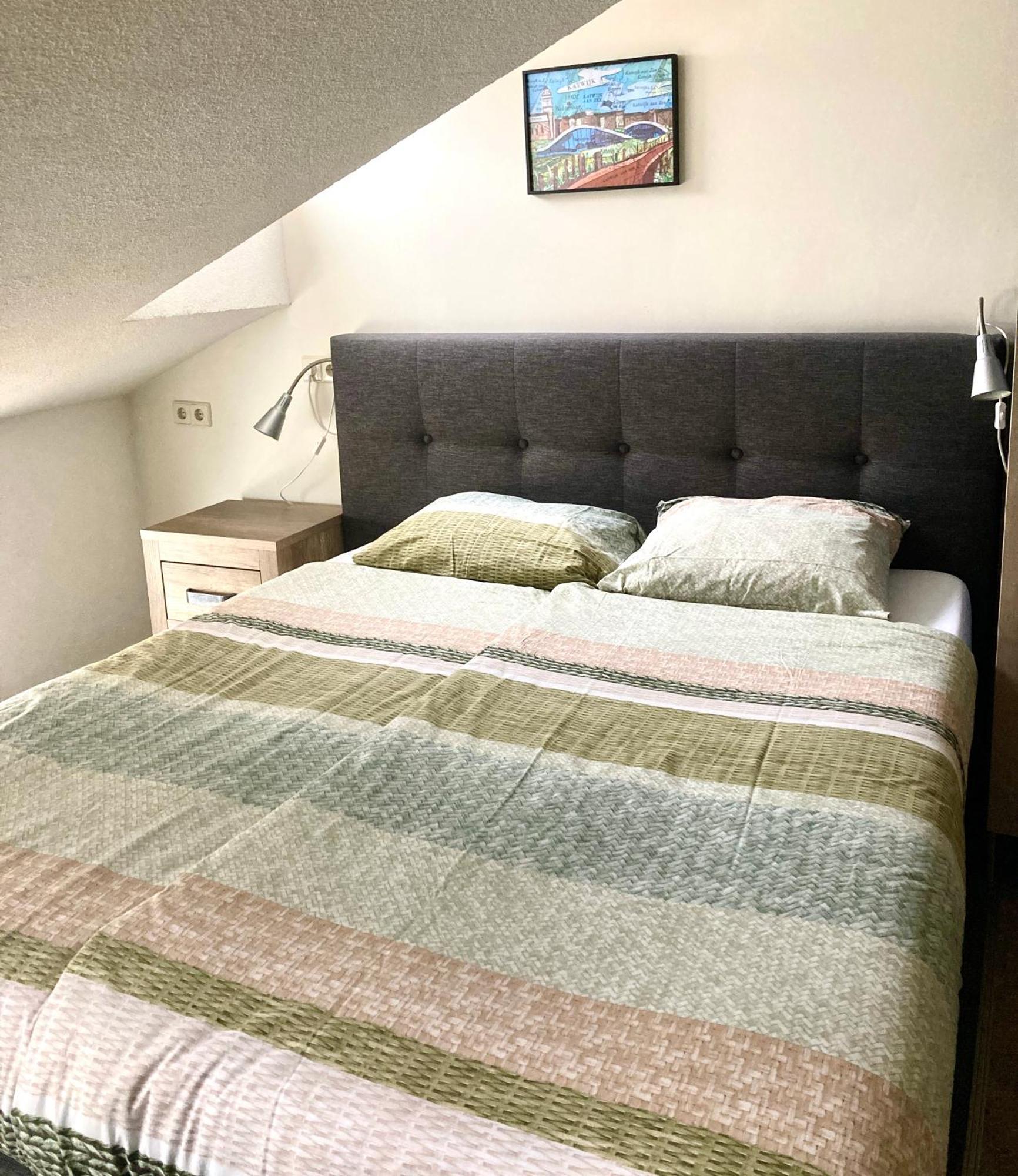 كاتفايك أن زي Nicolette Apartments الغرفة الصورة