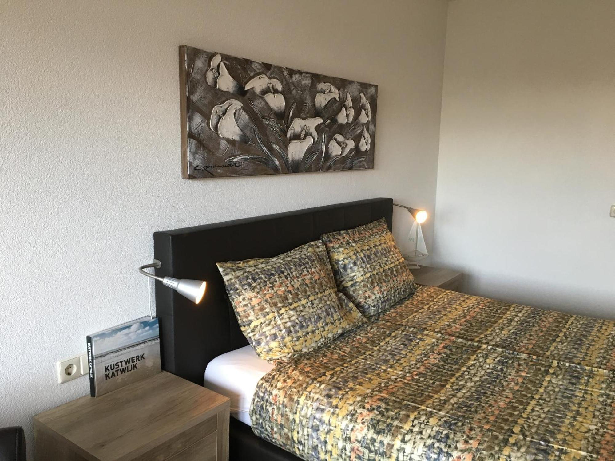 كاتفايك أن زي Nicolette Apartments الغرفة الصورة