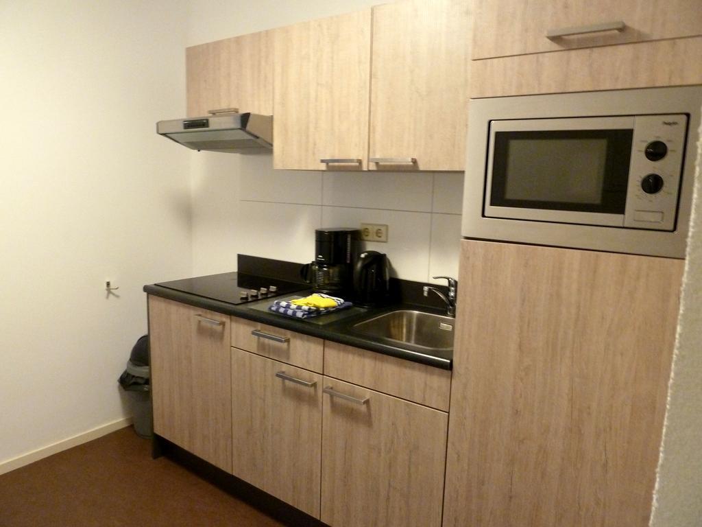 كاتفايك أن زي Nicolette Apartments الغرفة الصورة